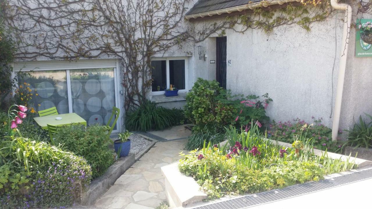 Gîte Les Nympheas Crécy-la-Chapelle Extérieur photo